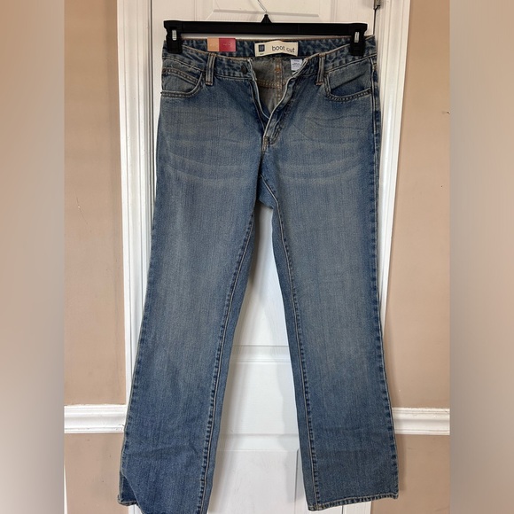Gap distressed bootcut jeans size 10 long - Picture 1 of 9